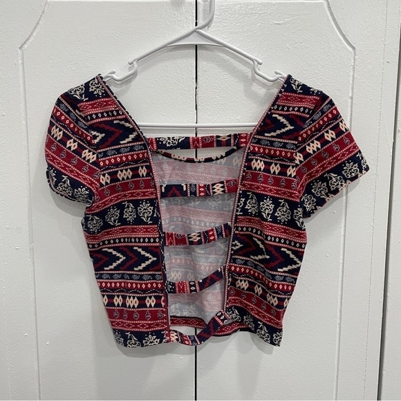 Forever 21 Patterned Open back Crop Top - Picture 4 of 8